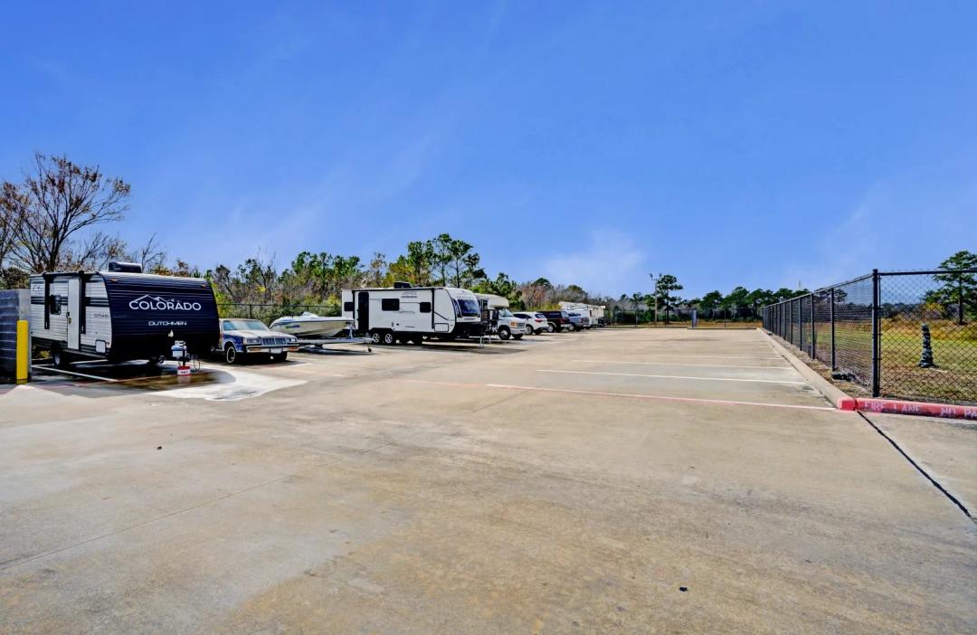 Storage King USA - League City - State Hwy 3 media 25