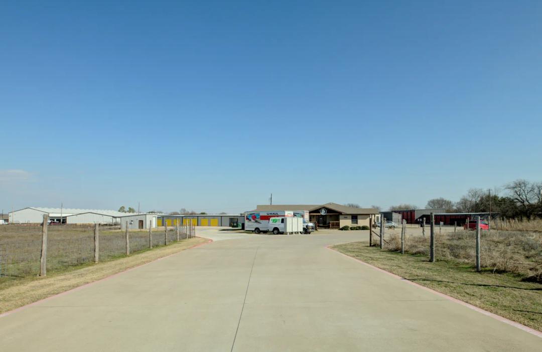 Storage King USA - Fort Worth Drive media 2
