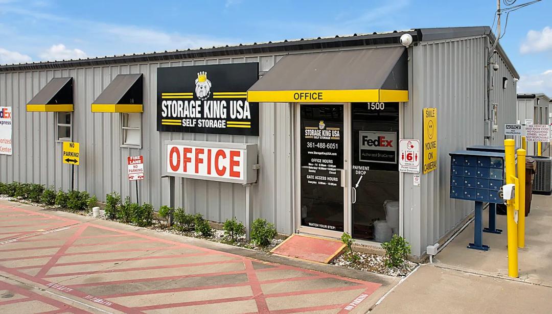 Storage King USA - Kingsville media 1