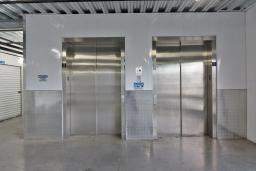 Storage King USA - Tucson - Fort Lowell Rd. Thumbnail 7