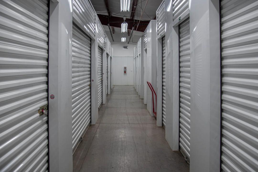 Storage King USA - Naples - Radio Rd media 7