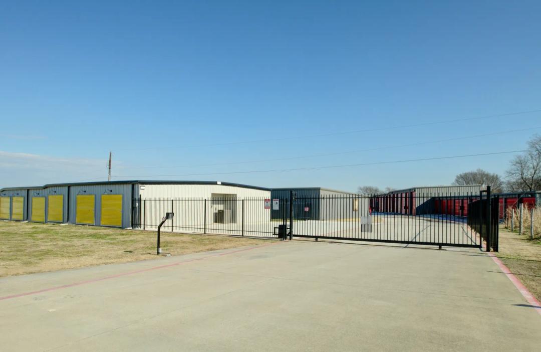 Storage King USA - Fort Worth Drive media 3