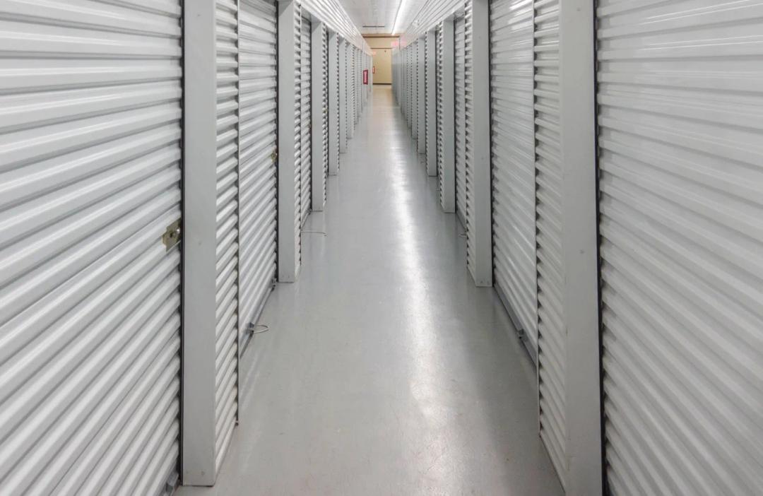 Storage King USA - Baytown - Garth Road media 11