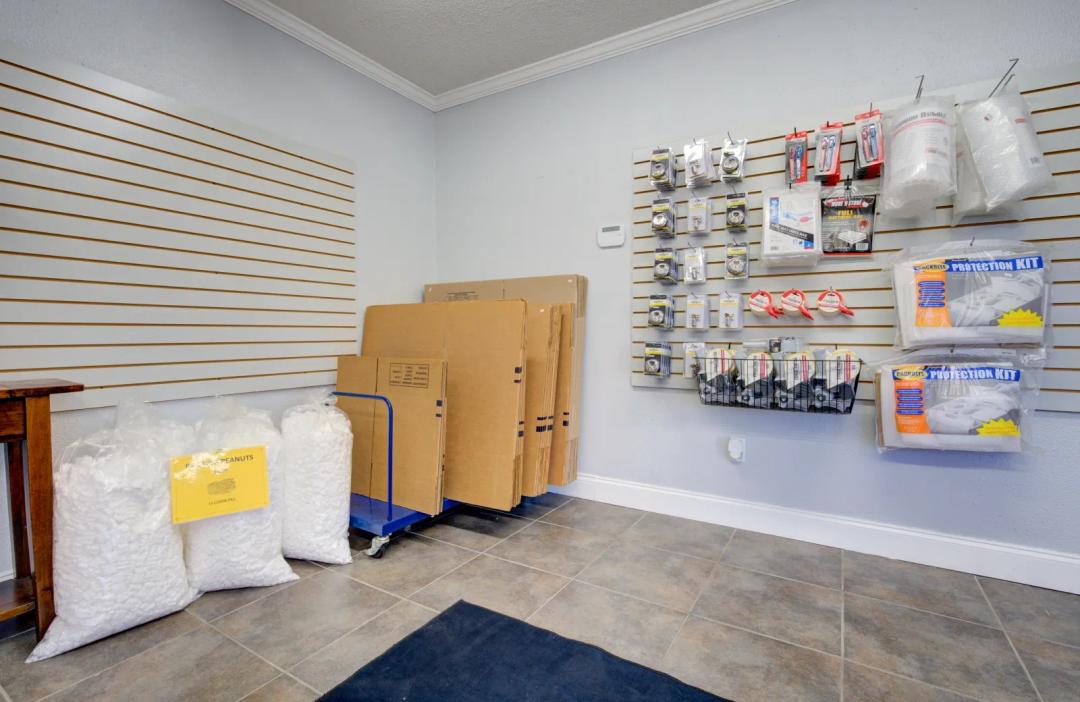 Storage King USA - Houston - Veterans Memorial Dr media 4