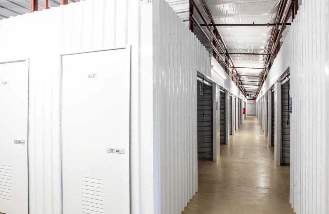 Storage King USA - Camino Real media 10