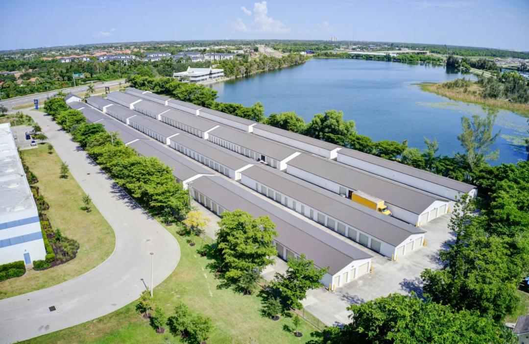 Storage King USA - 17625 Tamiami Trail media 6