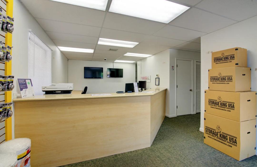 Storage King USA - 17625 Tamiami Trail media 11