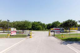 Storage King USA of Winter Haven (Lucerne Park) Thumbnail 4