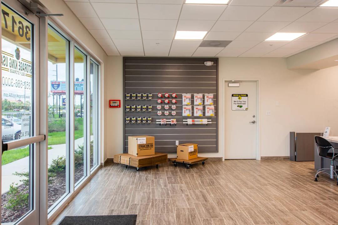 Storage King USA - Spring Hill media 9