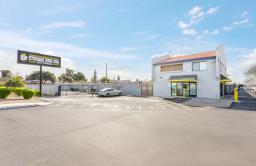 Storage King USA - Phoenix - Glendale Thumbnail 1