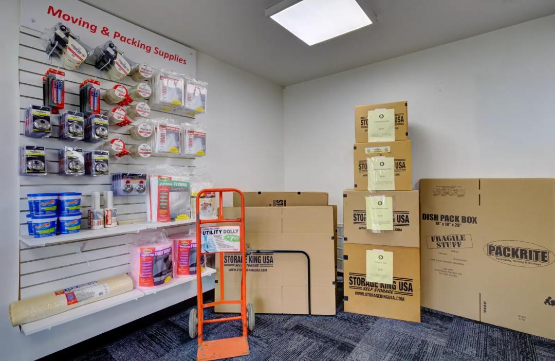 Storage King USA - Houston (Jackrabbit Rd.) media 5