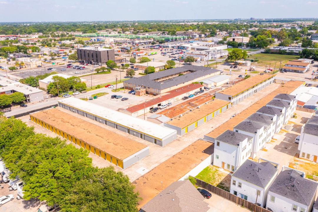 Storage King USA - Houston, TX (Long Point Rd.) media 4
