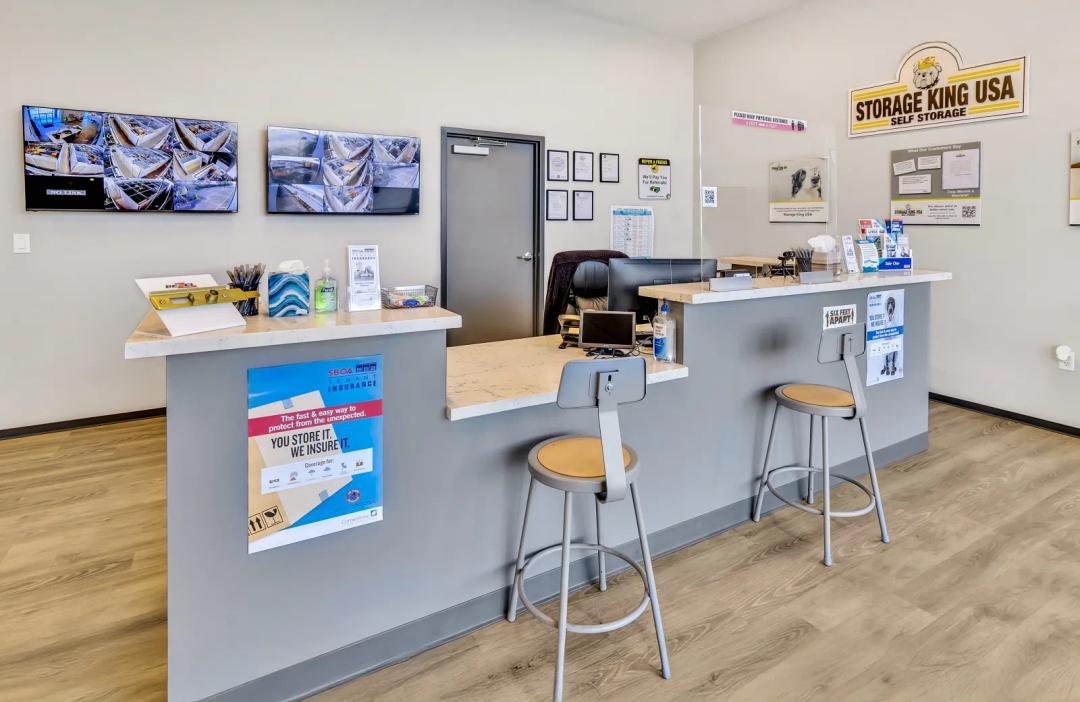 Storage King USA - Gulf Freeway media 2