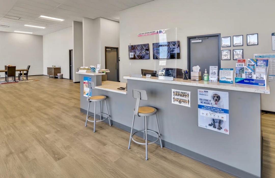 Storage King USA - Gulf Freeway media 3