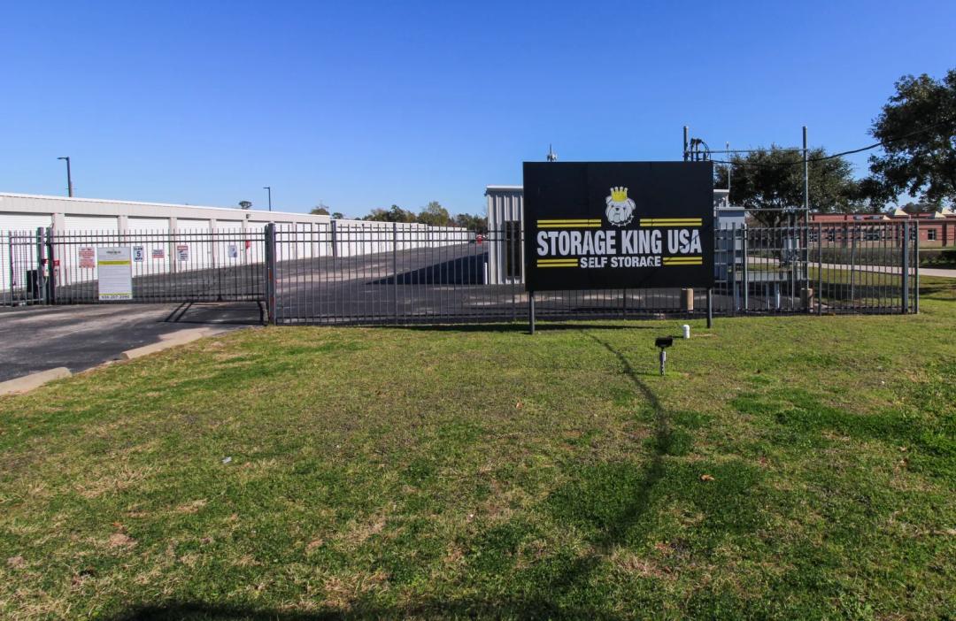 Storage King USA - Egypt Lane media 2