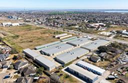 Storage King USA - 3205 Rodd Field Road Thumbnail 23