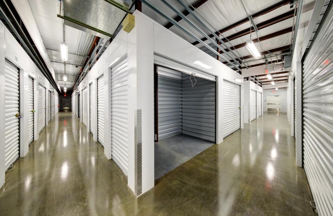 Storage King USA - 3205 Rodd Field Road media 38