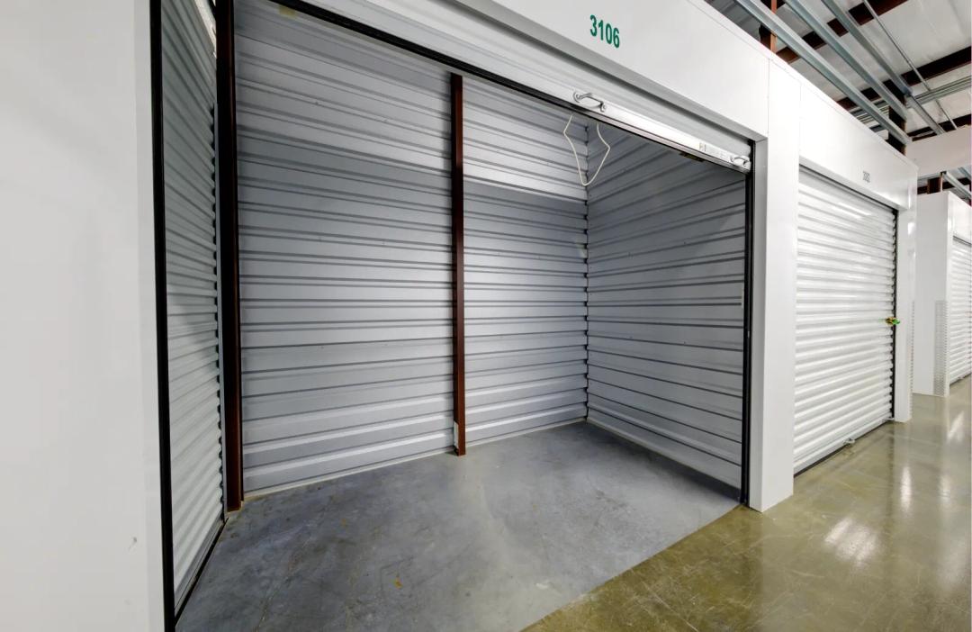 Storage King USA - 3205 Rodd Field Road media 37