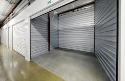 Storage King USA - 3205 Rodd Field Road Thumbnail 34