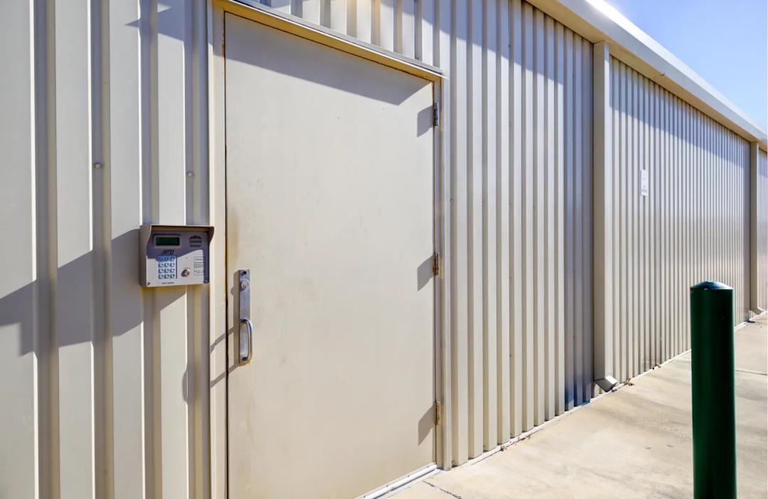 Storage King USA - 3205 Rodd Field Road media 32