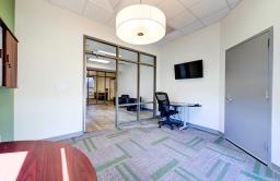 Storage King USA - 3205 Rodd Field Road Thumbnail 16