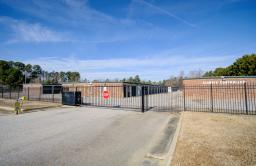 Storage King USA - Fayetteville, NC (King Rd.) Thumbnail 8