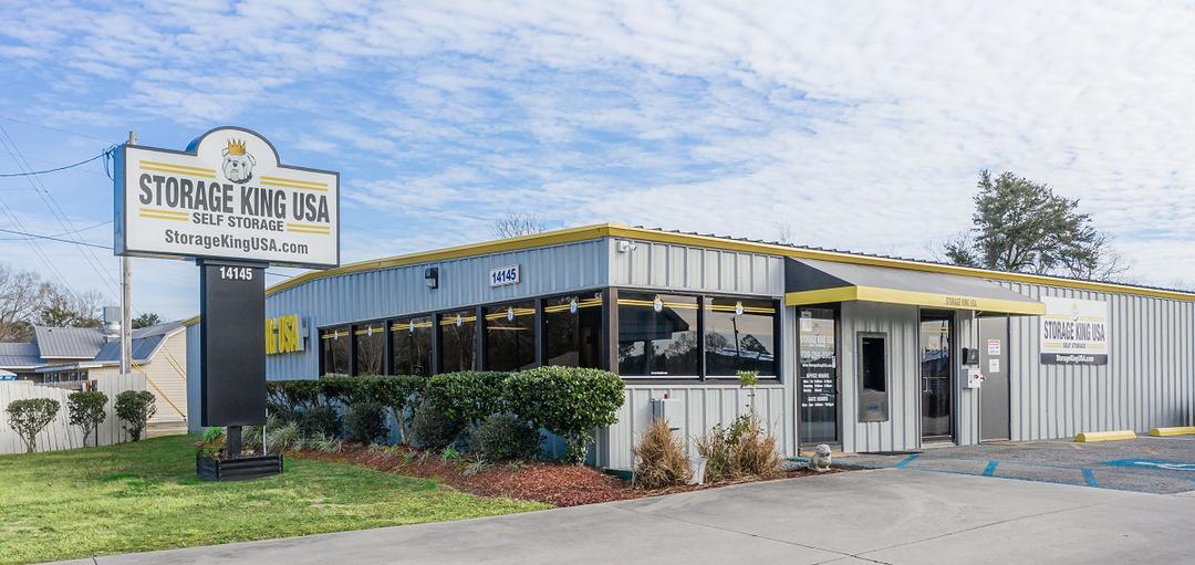 Storage King USA - Gulfport media 1