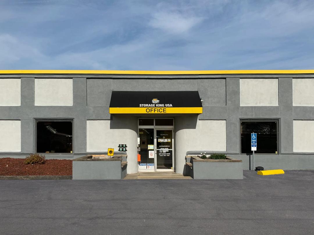 Storage King USA - Copley media 1