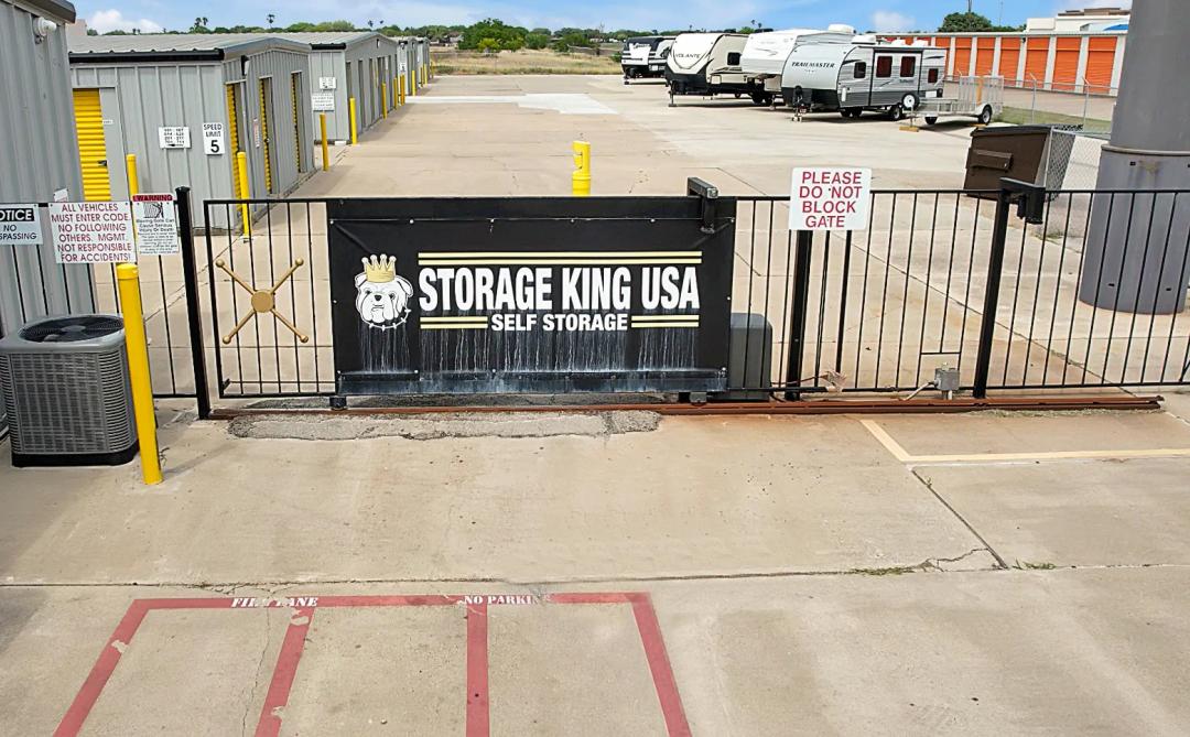 Storage King USA - Kingsville media 2