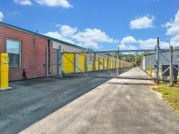 Storage King USA - Milton - Garcon Pointe Thumbnail 4
