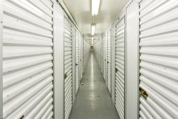 Storage King USA - 10411 North 19th Avenue Thumbnail 5