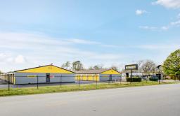 Storage King USA - Cedar Bayou Thumbnail 1