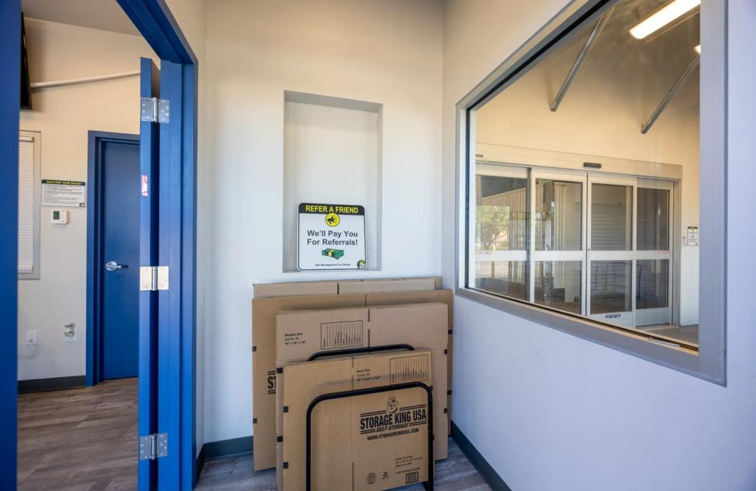 Storage King USA - Citadel Drive media 6