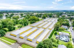 Storage King USA - Hook Road Thumbnail 22