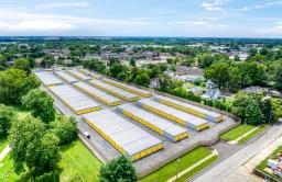 Storage King USA - Hook Road Thumbnail 20