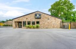 Storage King USA - Hook Road Thumbnail 2