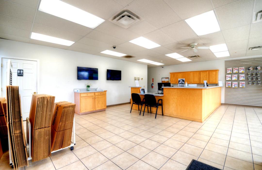 Storage King USA - Hook Road media 7