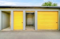 Storage King USA - Hook Road Thumbnail 18
