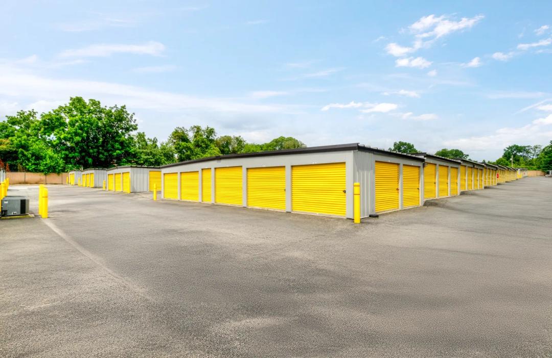 Storage King USA - Hook Road media 17