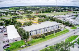 Storage King USA - Cattlemen Road Thumbnail 19