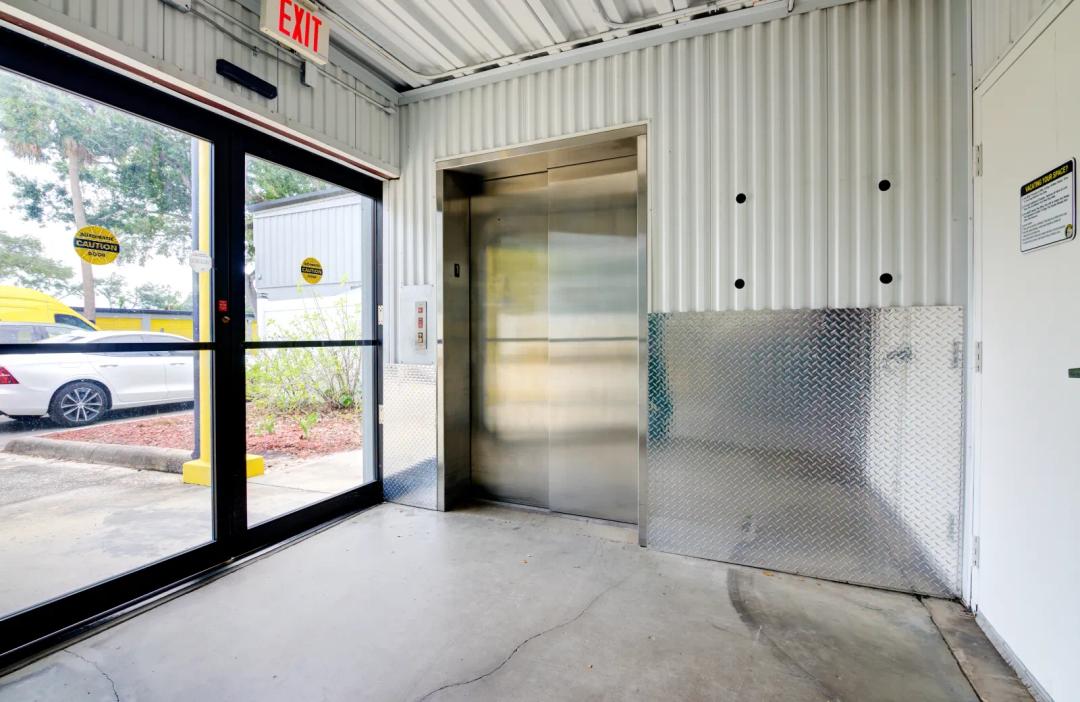 Storage King USA - Cattlemen Road media 8