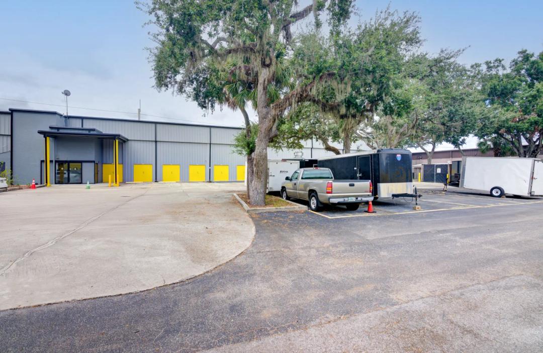 Storage King USA - Cattlemen Road media 16