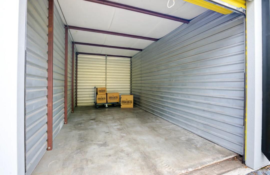 Storage King USA - Cattlemen Road media 11