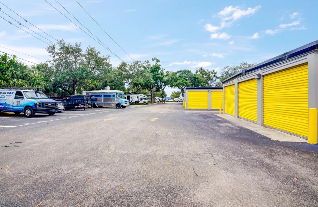 Storage King USA - Cattlemen Road media 18