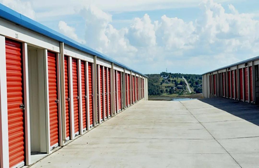 Storage King USA - Minneola media 5