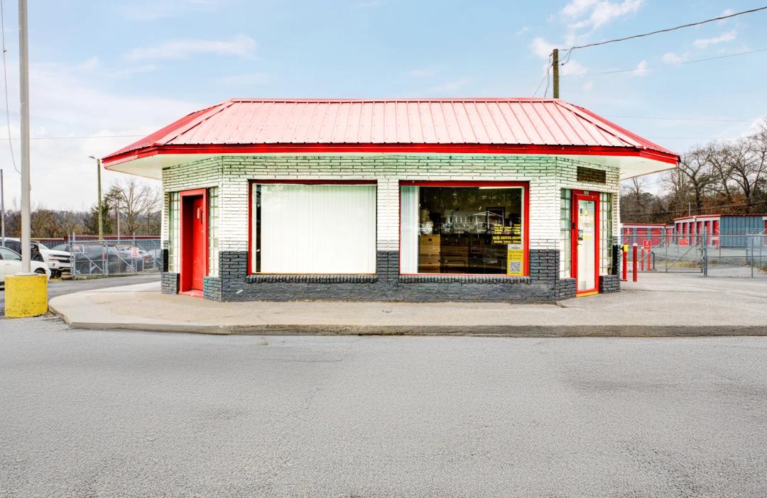 Storage King USA - Knoxville, TN media 3