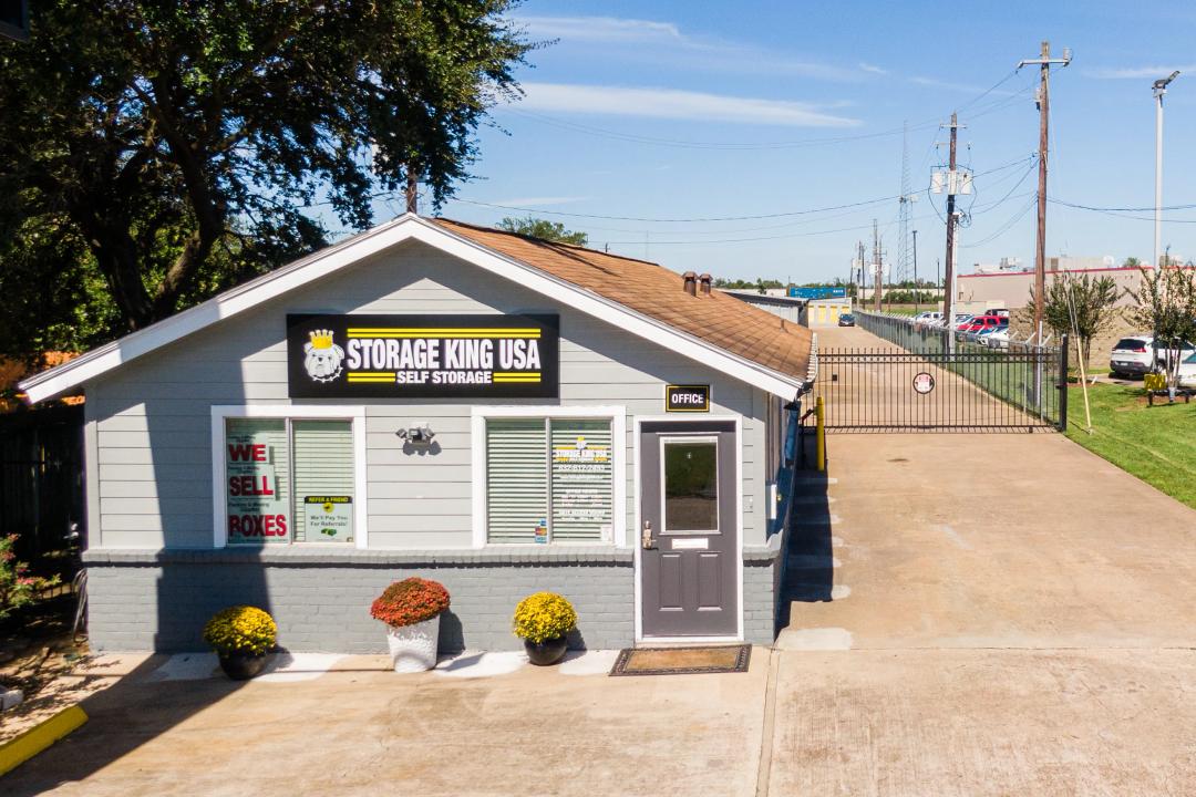 Storage King USA - Jennetta media 2