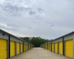 Storage King USA - Allen, TX Thumbnail 8