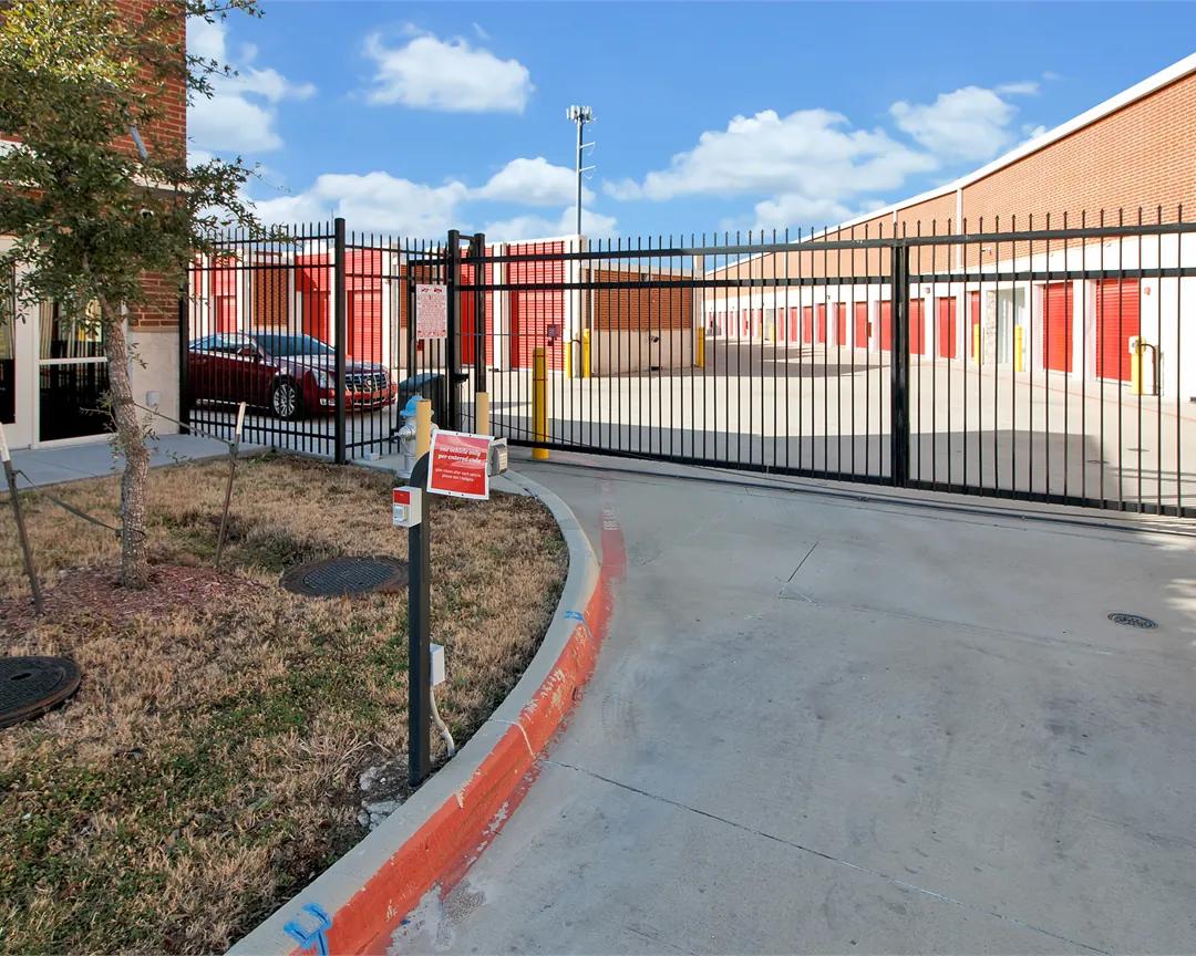 Storage King USA - Hebron Drive media 12