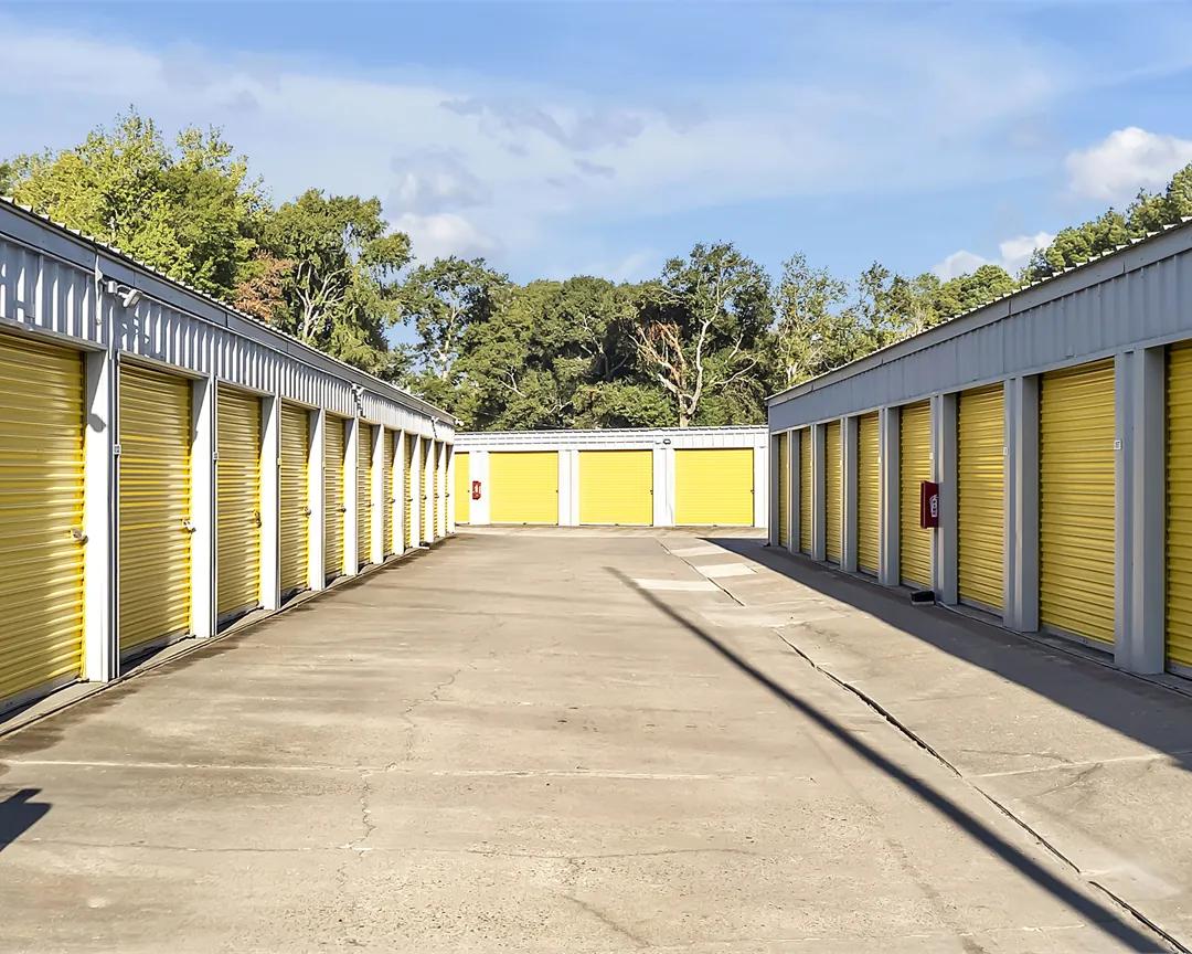 Storage King USA - Caney Creek US 59 media 9
